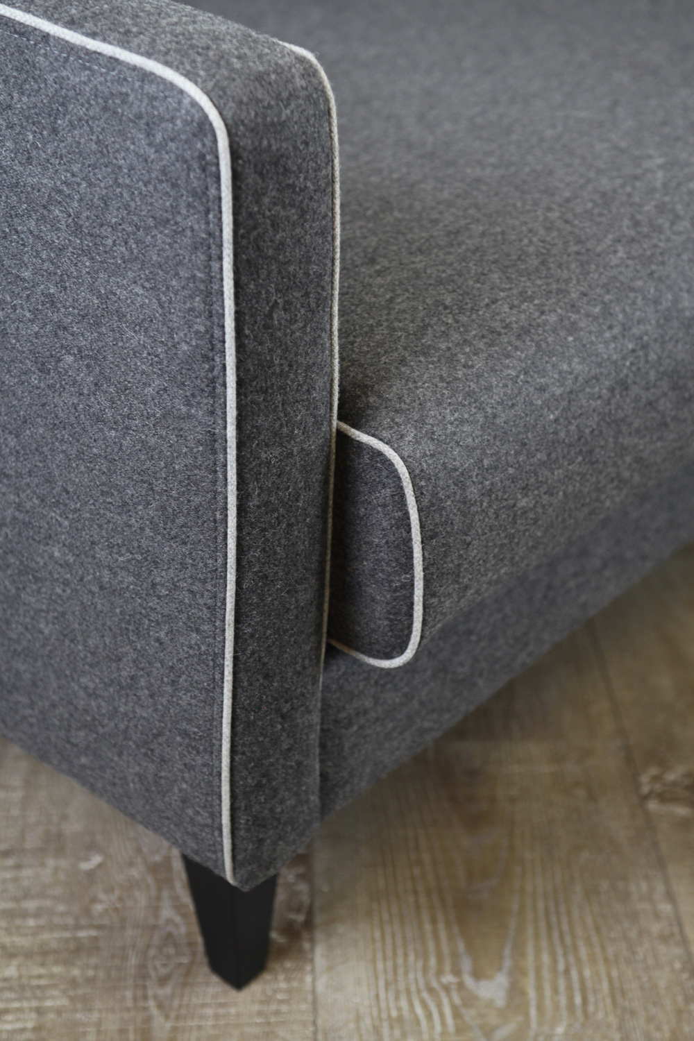 Camille-Sofa-Dark-Grey-the-rug-collection-03
