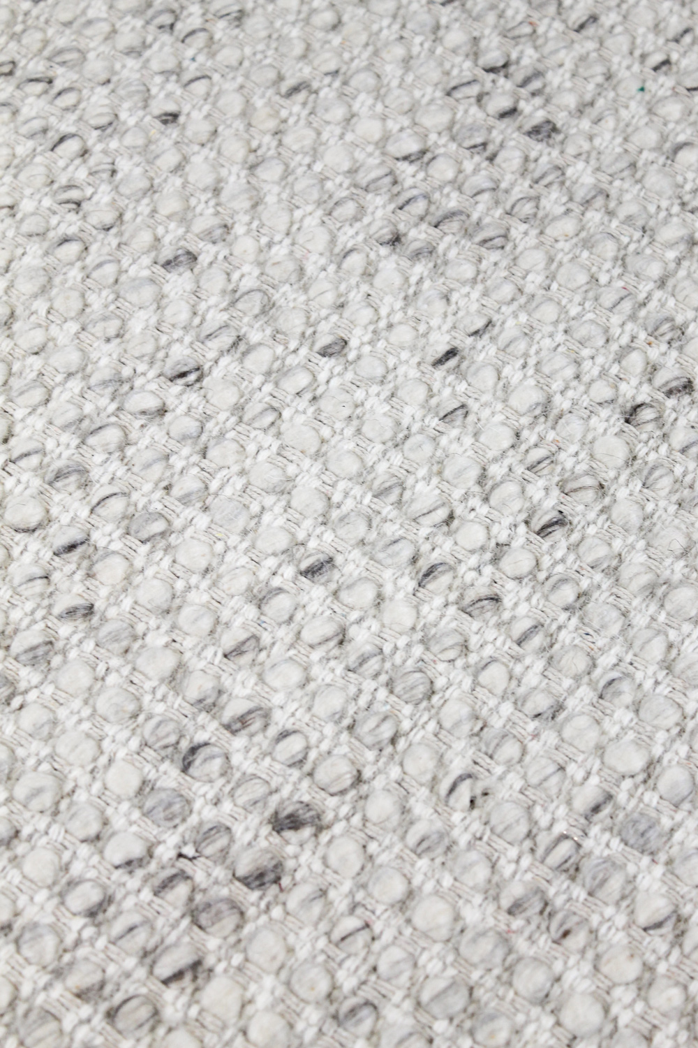 Kobe-Silver-the-rug-collection-03